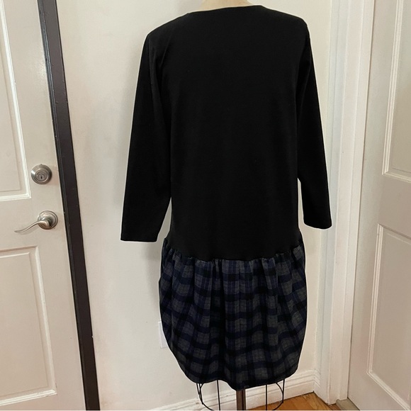 Black and Ginham Poplin Drop Frill Hem Sweat Sweatshirt Dress - Picture 10 of 10